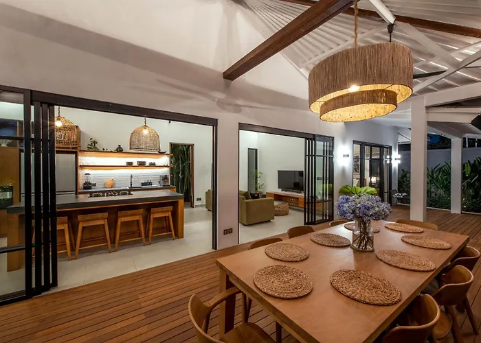 Elegant Living, Secure Swimming! 4Br Modern Villa