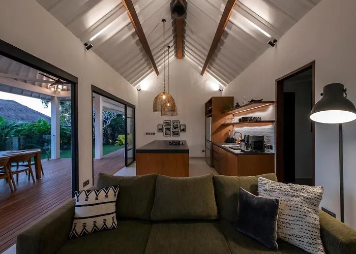 Elegant Living, Secure Swimming! 4Br Modern Villa